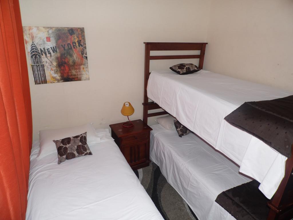 Santiago Apartamentos Centro Luaran gambar